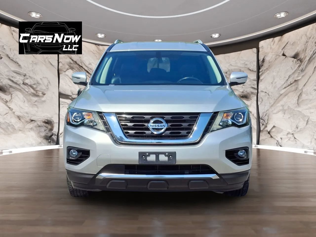 Used 2019 Nissan Pathfinder SL FWD image 2