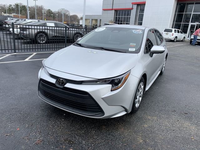 Used 2023 Toyota Corolla LE image 1