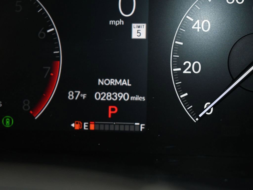 Used 2023 Honda HR-V EX-L image 30