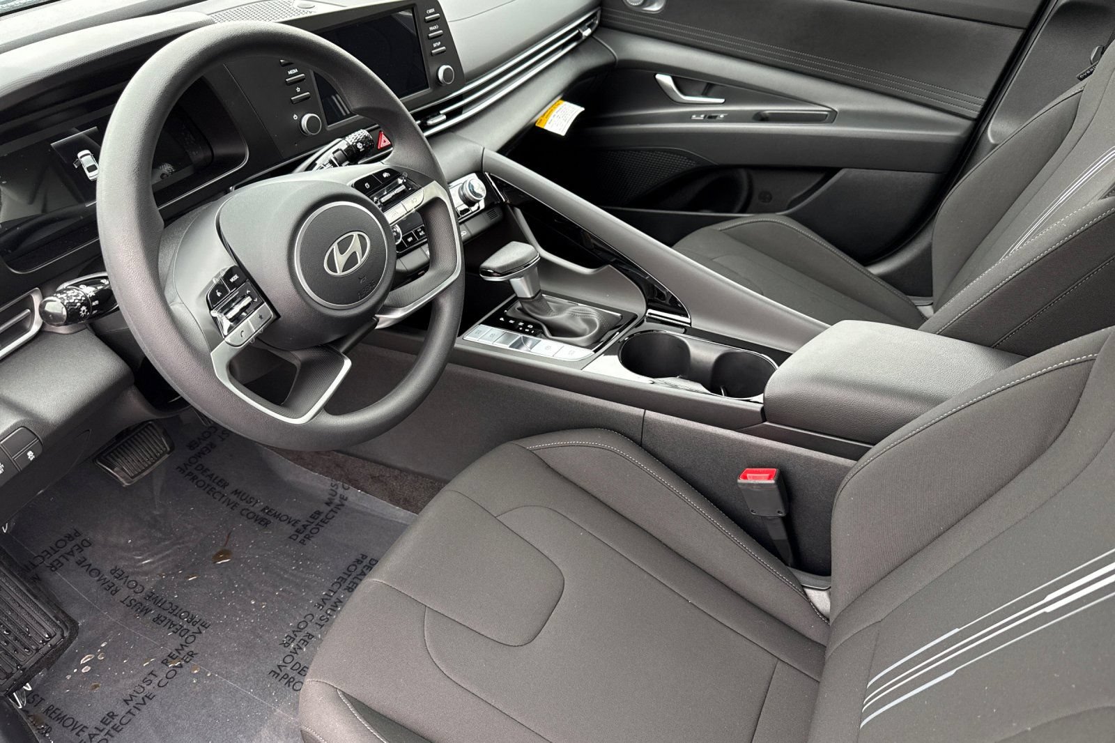 New 2026 Hyundai Elantra Hybrid FWD image 9