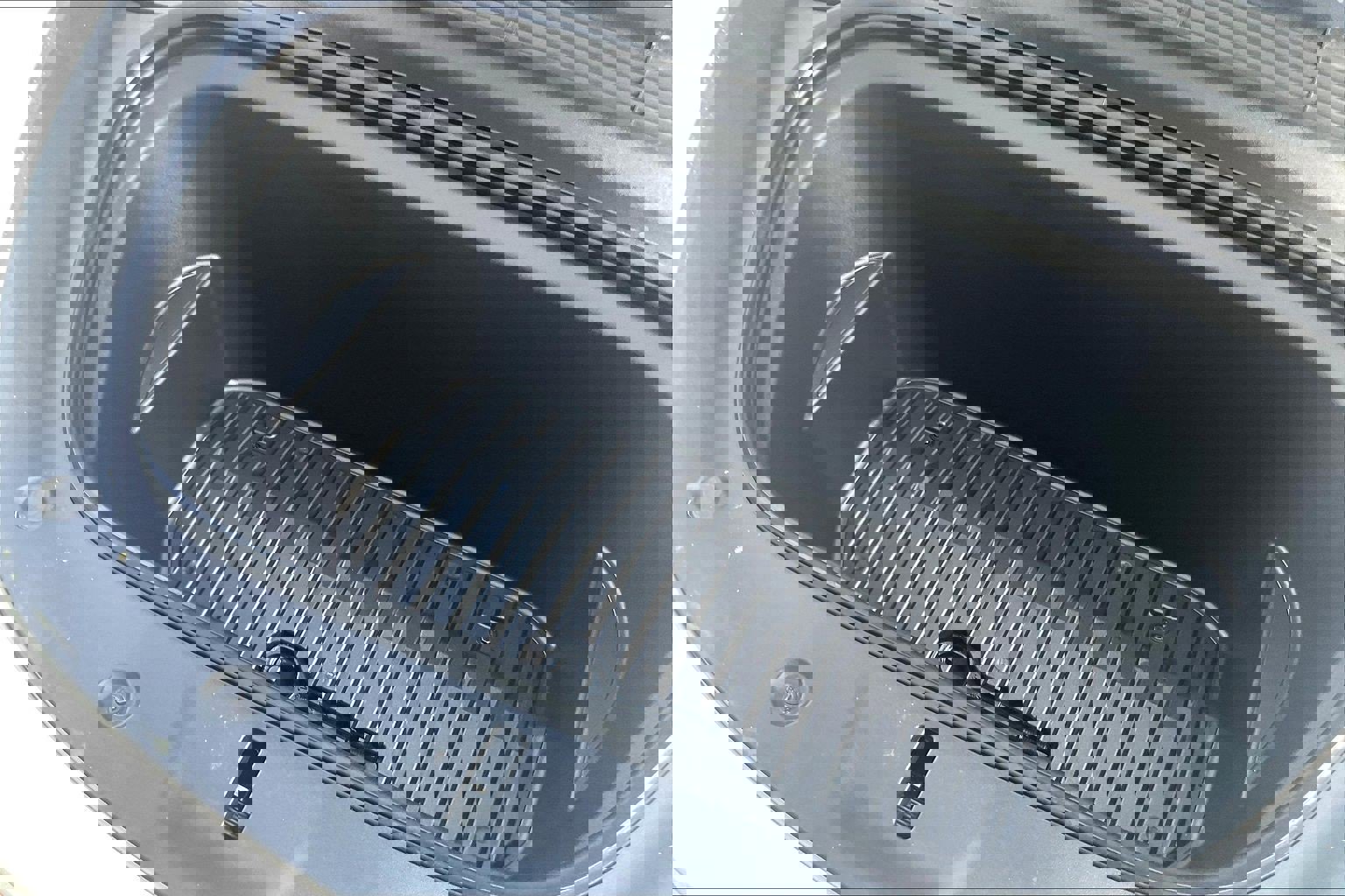 Used 2021 Tesla Model Y Long Range image 36