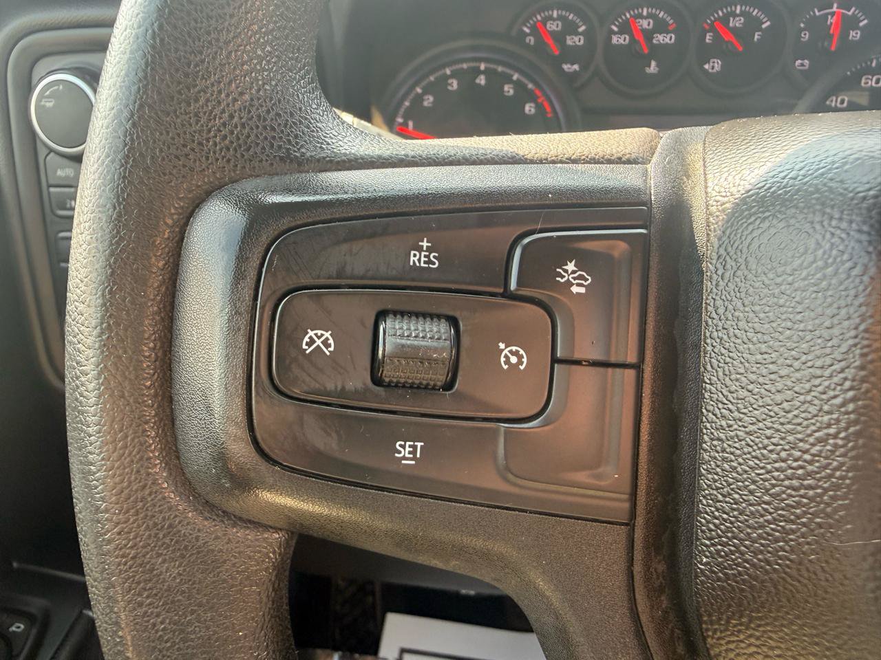 Used 2022 Chevrolet Silverado 1500 Custom AWD/4WD image 16