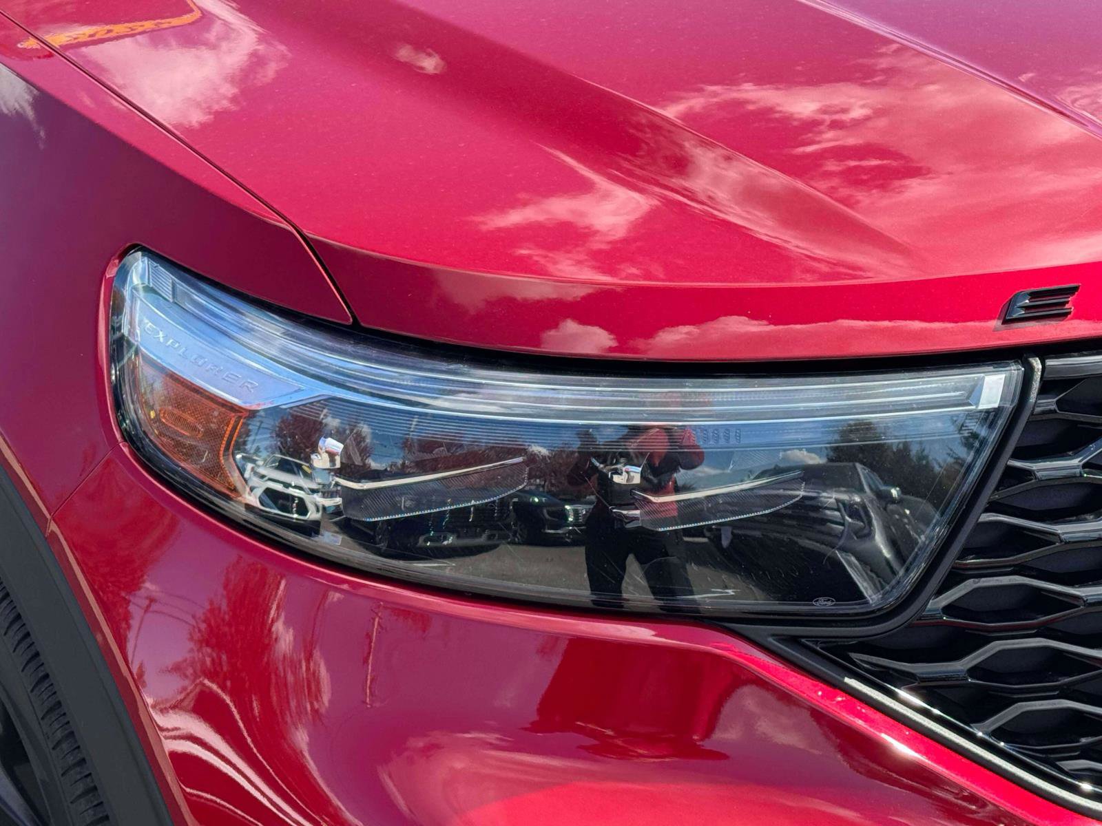 Used 2022 Ford Explorer ST w/ Equipment Group 401A image 7