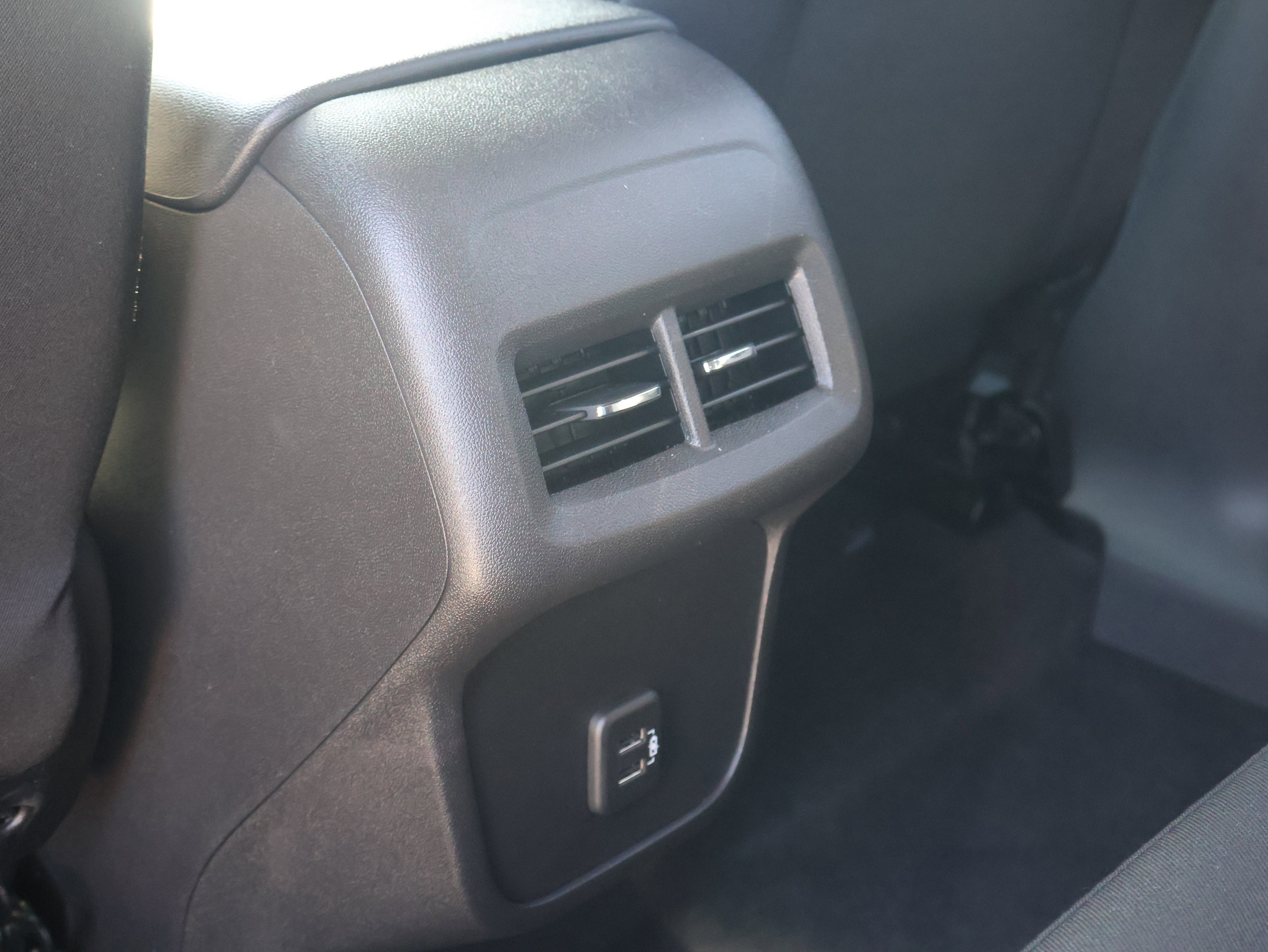 Used 2024 Chevrolet Equinox LS w/ LS Convenience Package FWD image 16