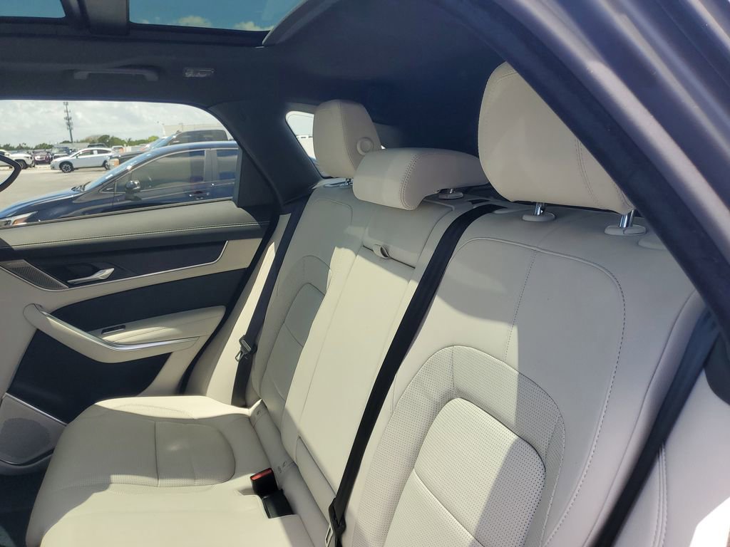 Used 2025 Jaguar F-PACE R-Dynamic S AWD/4WD image 13