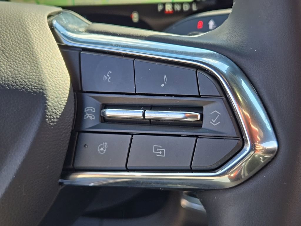 Used 2025 Chevrolet Equinox LT image 26