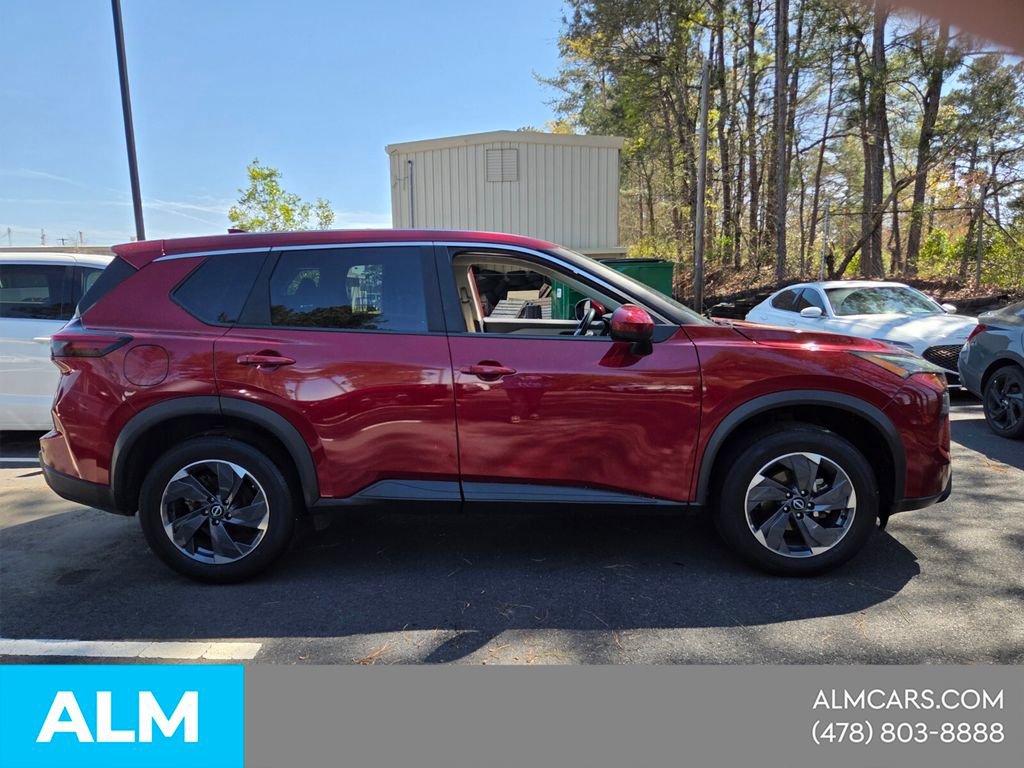 Used 2025 Nissan Rogue SV image 12