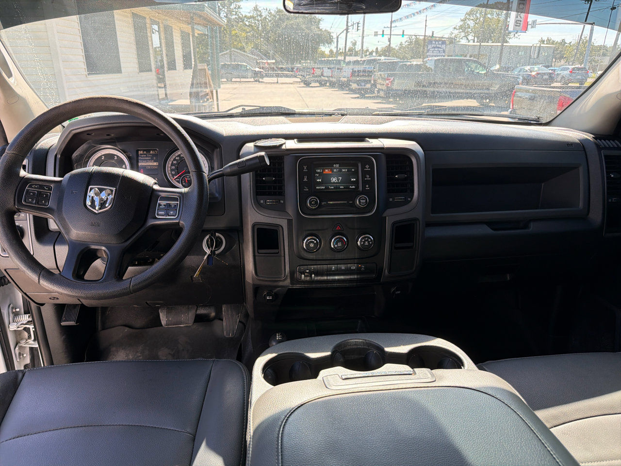 Used 2017 RAM 3500 Tradesman w/ Chrome Appearance Group image 18