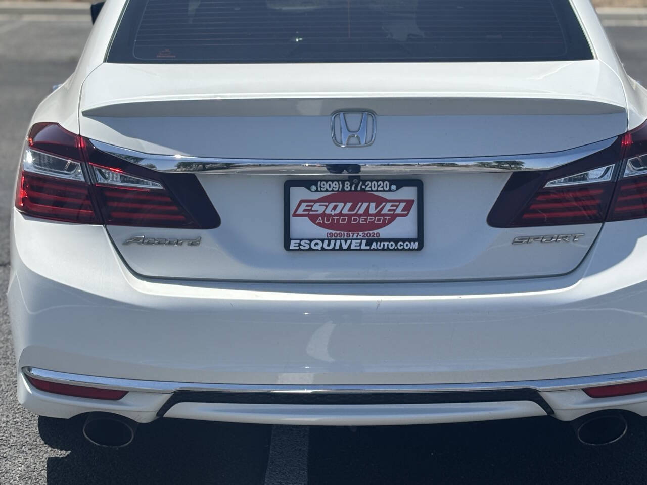 Used 2017 Honda Accord Sport image 7
