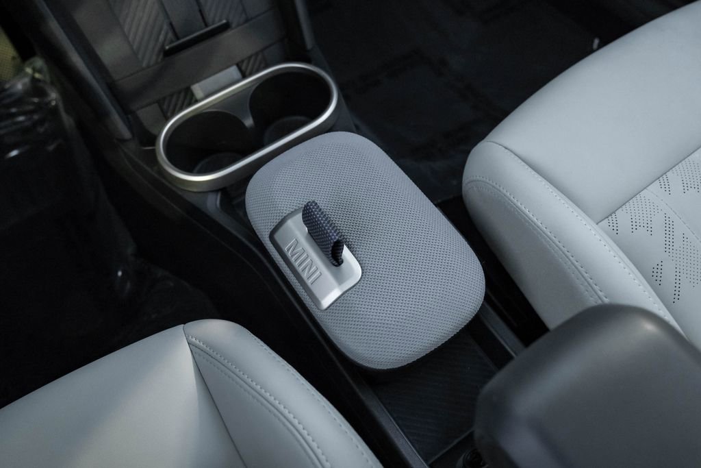 Used 2025 MINI Cooper S image 24