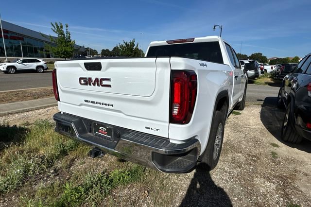 Used 2024 GMC Sierra 1500 SLT AWD/4WD image 5