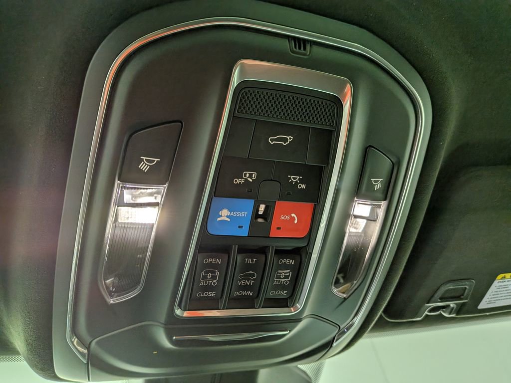 New 2026 Jeep Grand Cherokee Summit AWD/4WD image 32