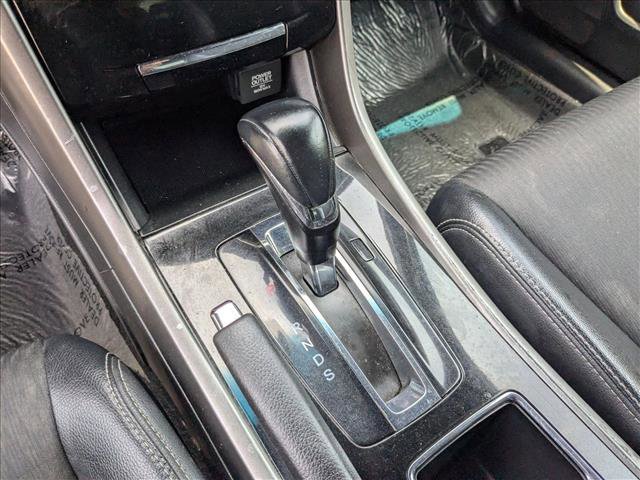 Used 2017 Honda Accord Sport image 12