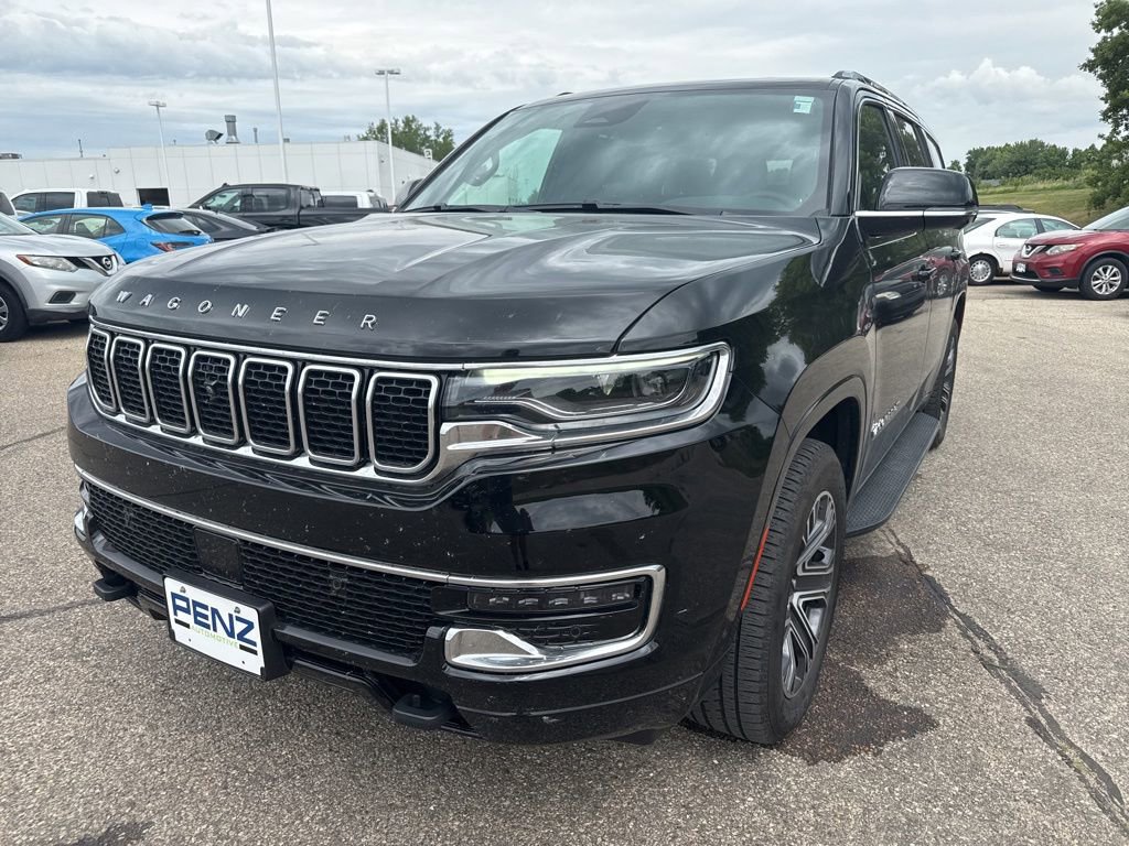 Used 2024 Jeep Wagoneer 4WD w/ Premium Group I image 3