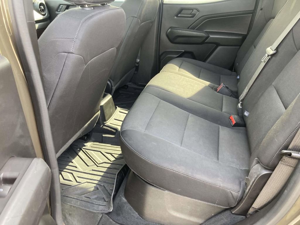 Used 2023 Chevrolet Colorado W/T RWD image 15