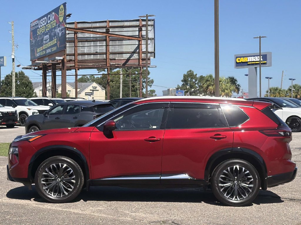 Used 2024 Nissan Rogue Platinum w/ Platinum Premium Package FWD image 8