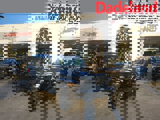 Used 2021 Jeep Wrangler Unlimited Sahara image 1