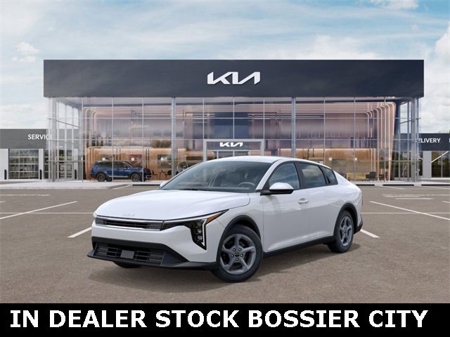 New 2025 Kia K4 LXS