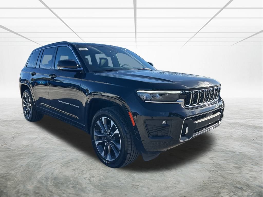 New 2025 Jeep Grand Cherokee Overland image 2