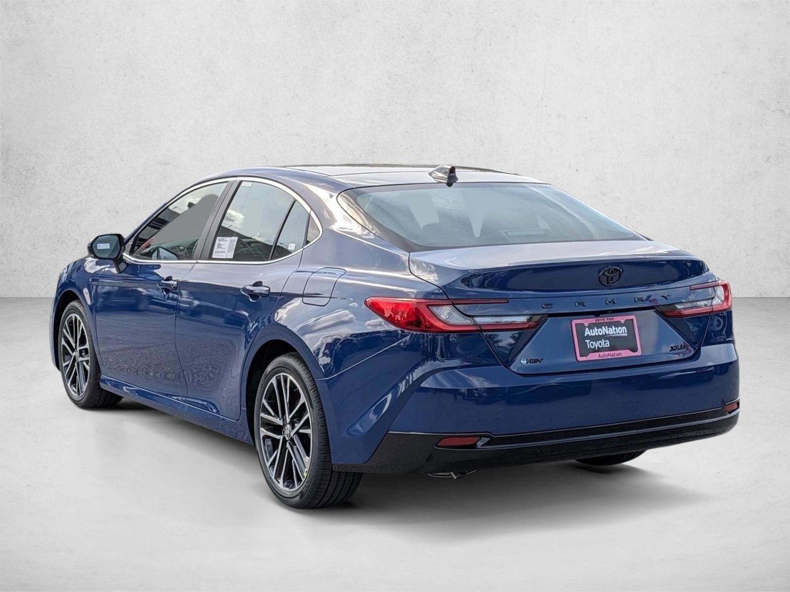 Used 2026 Toyota Camry XLE FWD image 9