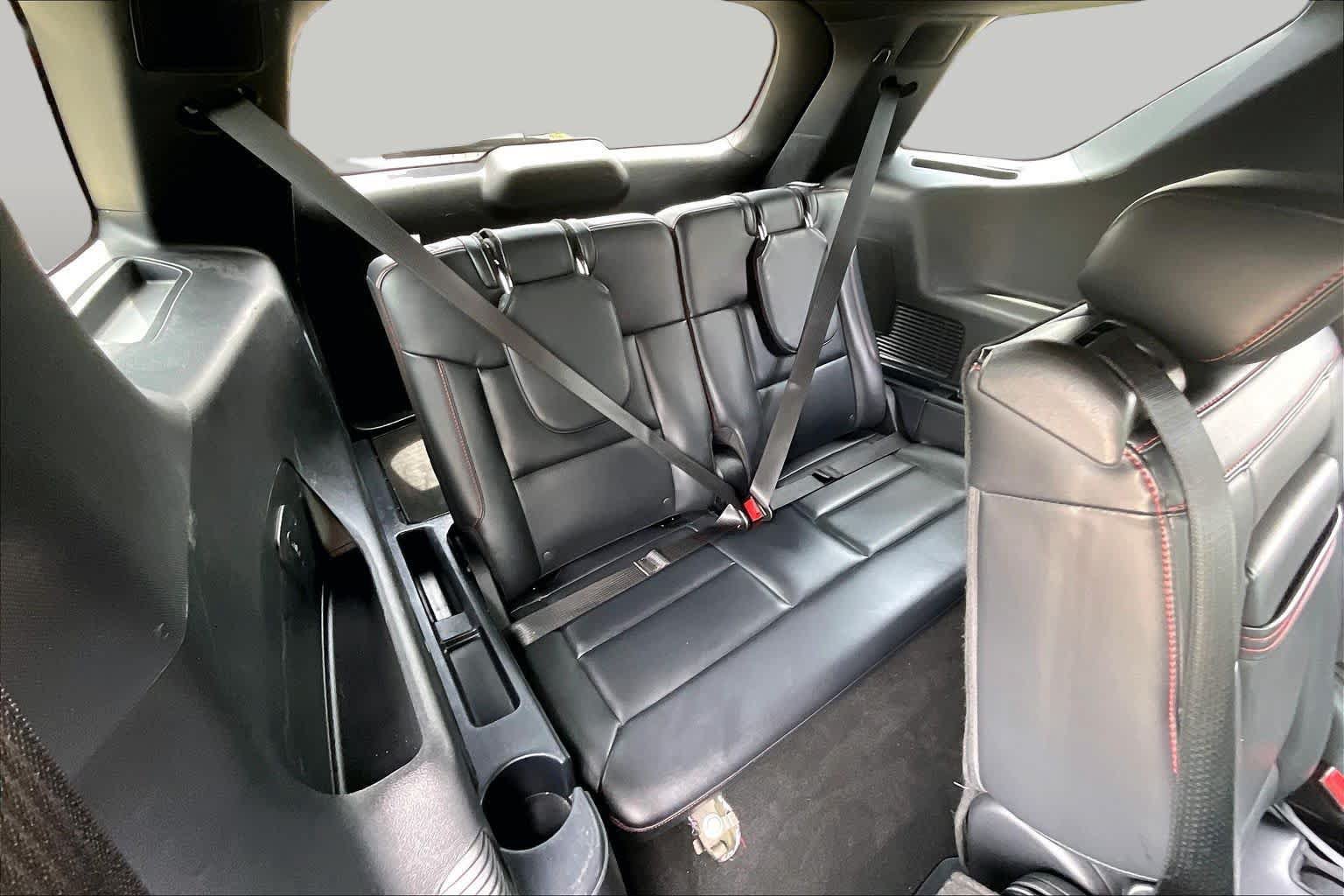 Used 2025 Ford Explorer ST-Line w/ ST-Line Street Pack AWD/4WD image 68