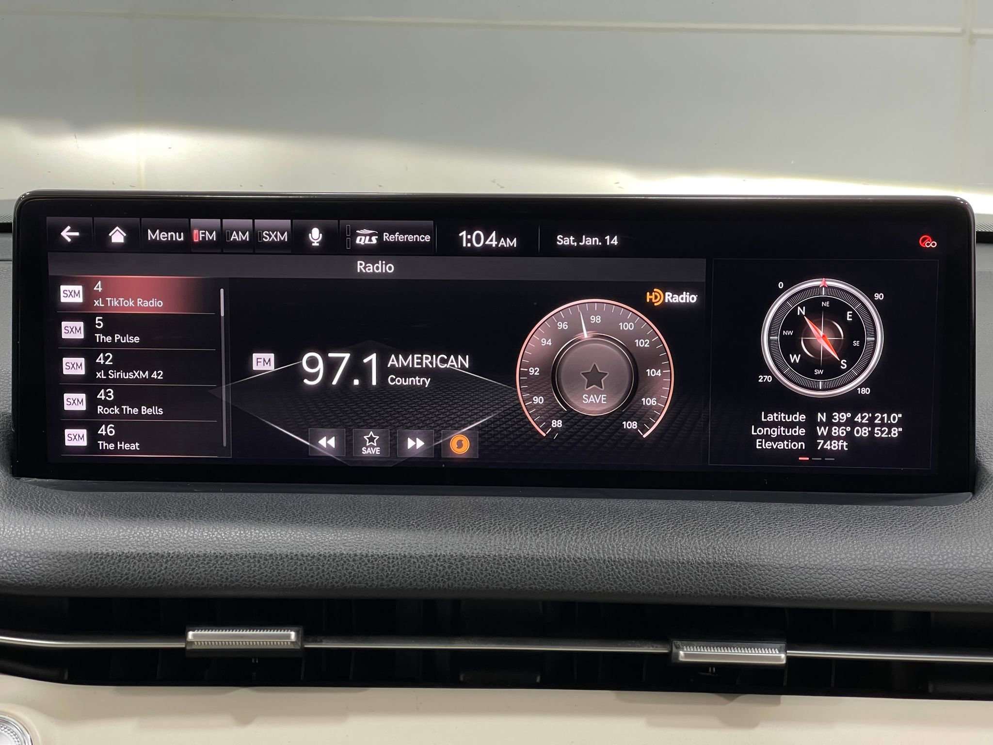 Used 2022 Genesis GV70 2.5T w/ Select Package image 23