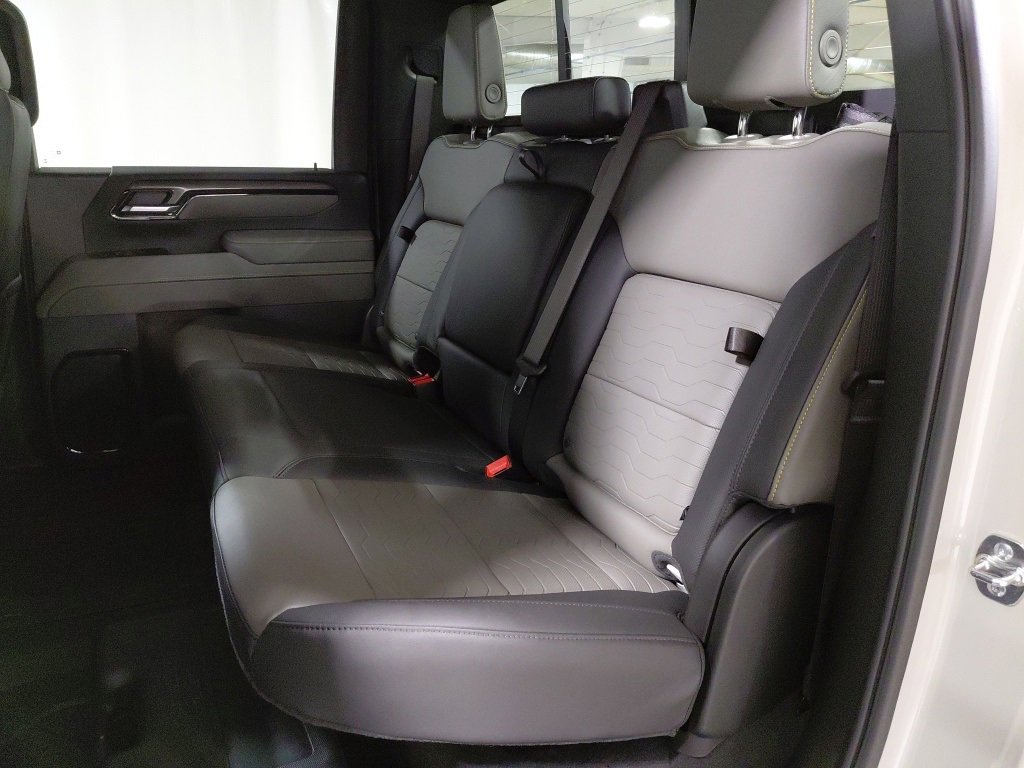 New 2026 Chevrolet Silverado 2500 ZR2 w/ LPO, Dark Essentials Package image 18