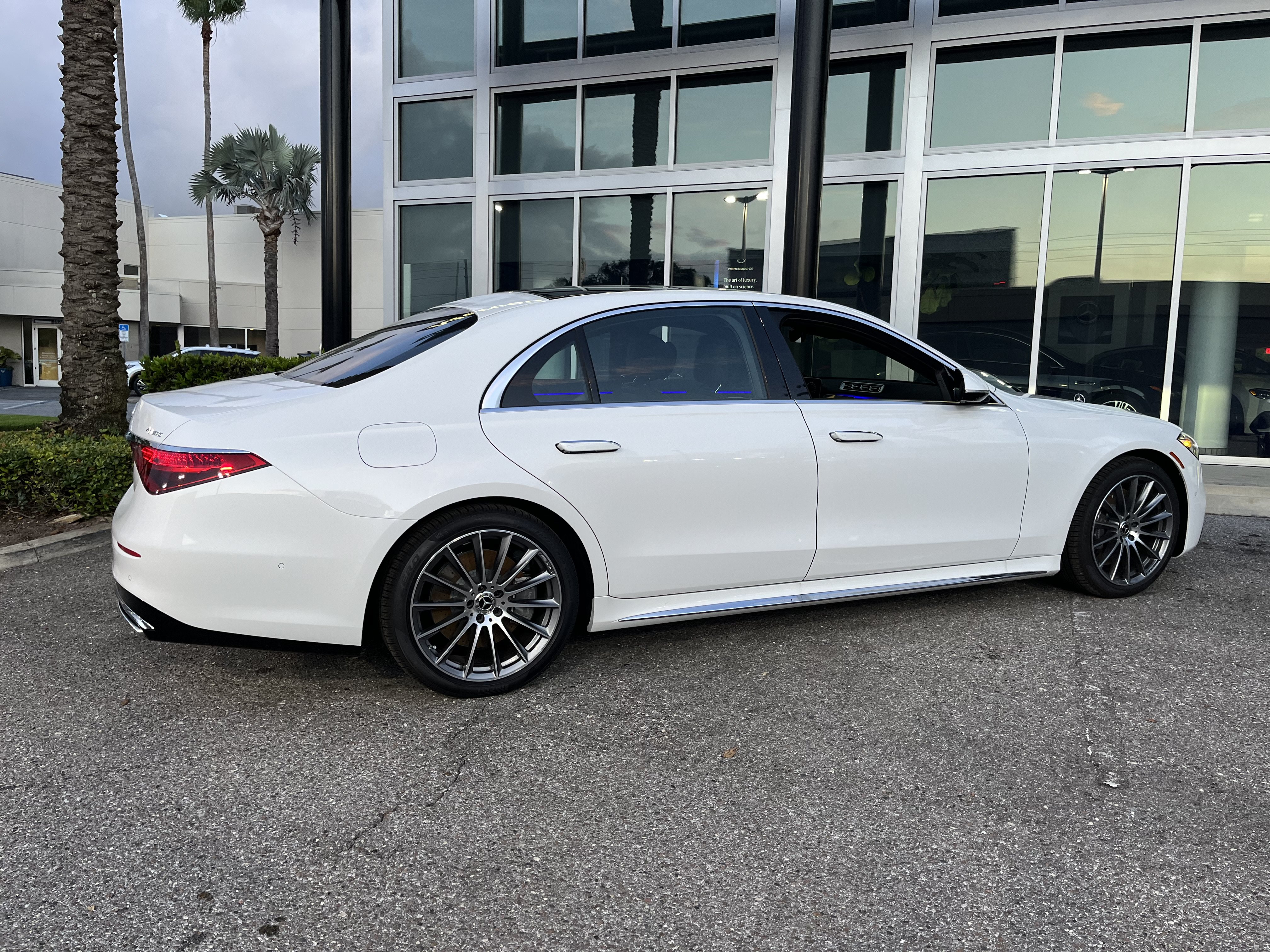 New 2026 Mercedes-Benz S 580e 4MATIC Sedan image 7