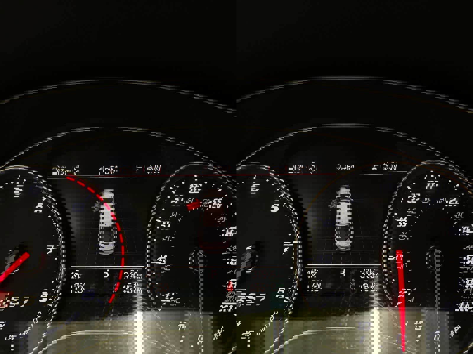 Used 2017 Audi RS 7 Performance w/ Driver Assistance Package AWD/4WD image 17