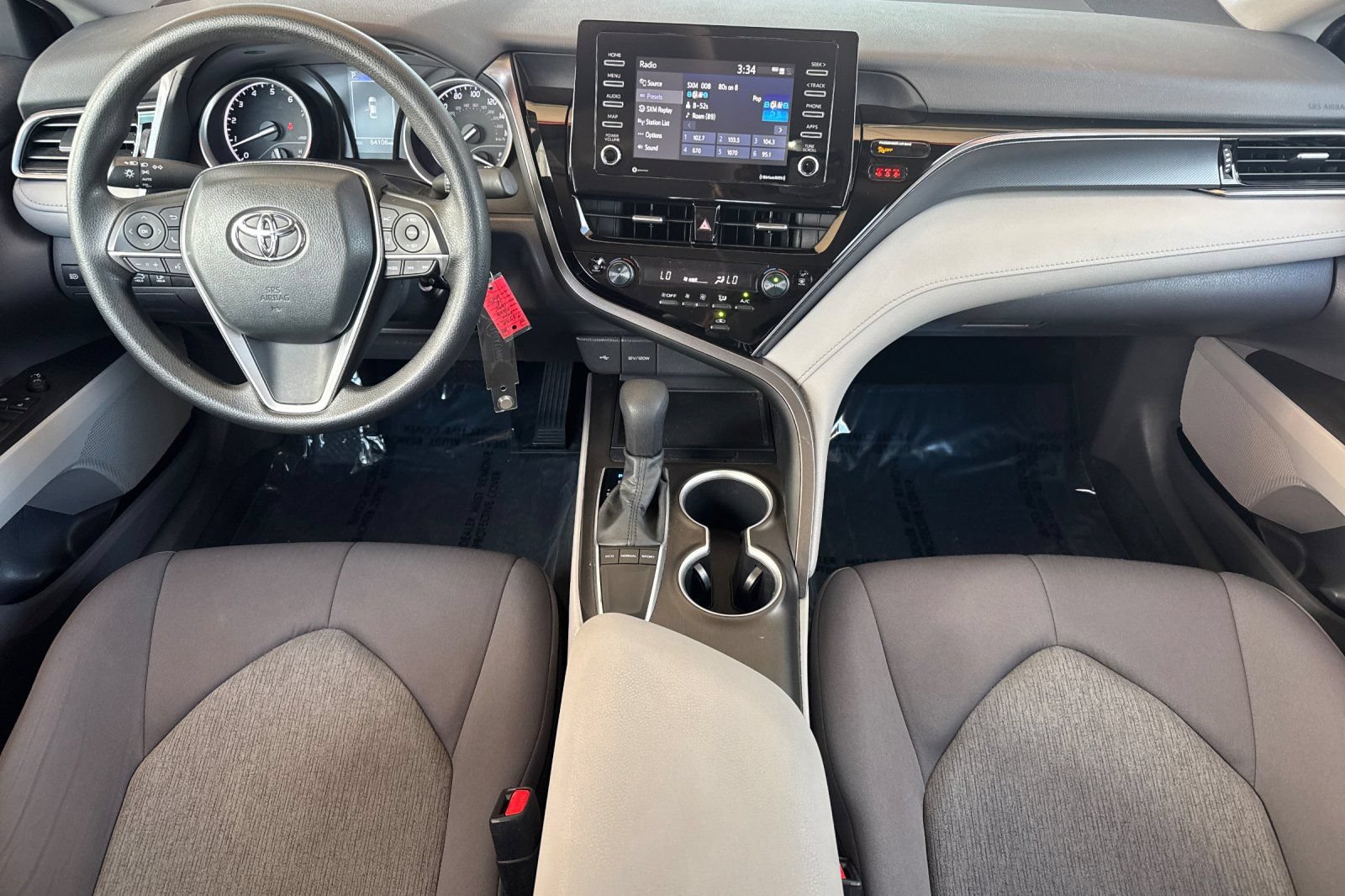 Certified 2024 Toyota Camry LE FWD image 17