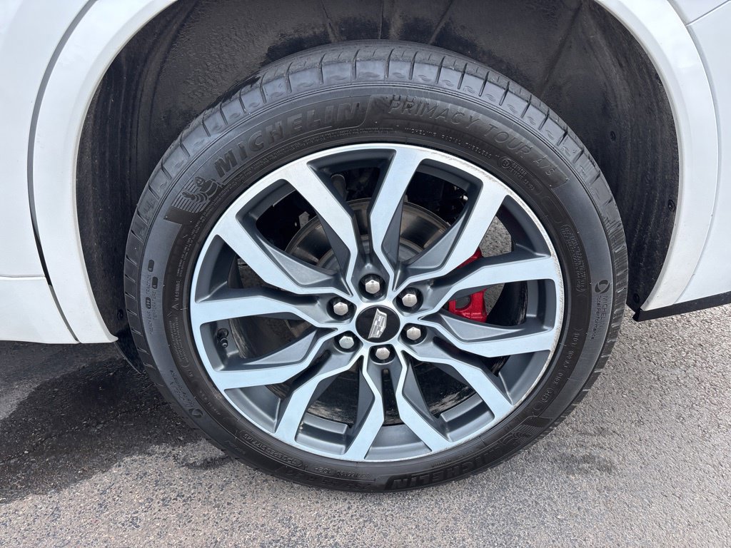 Used 2024 Cadillac XT6 Sport w/ LPO, Floor Liner Package AWD/4WD image 10