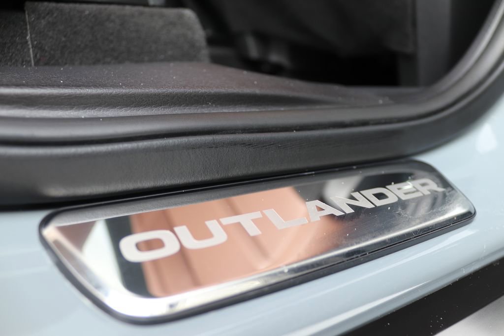 New 2026 Mitsubishi Outlander SEL image 34