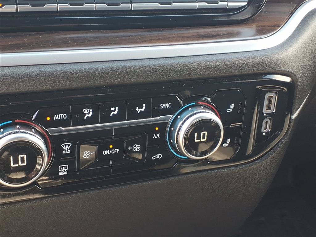 Used 2025 GMC Sierra 1500 SLT AWD/4WD image 31