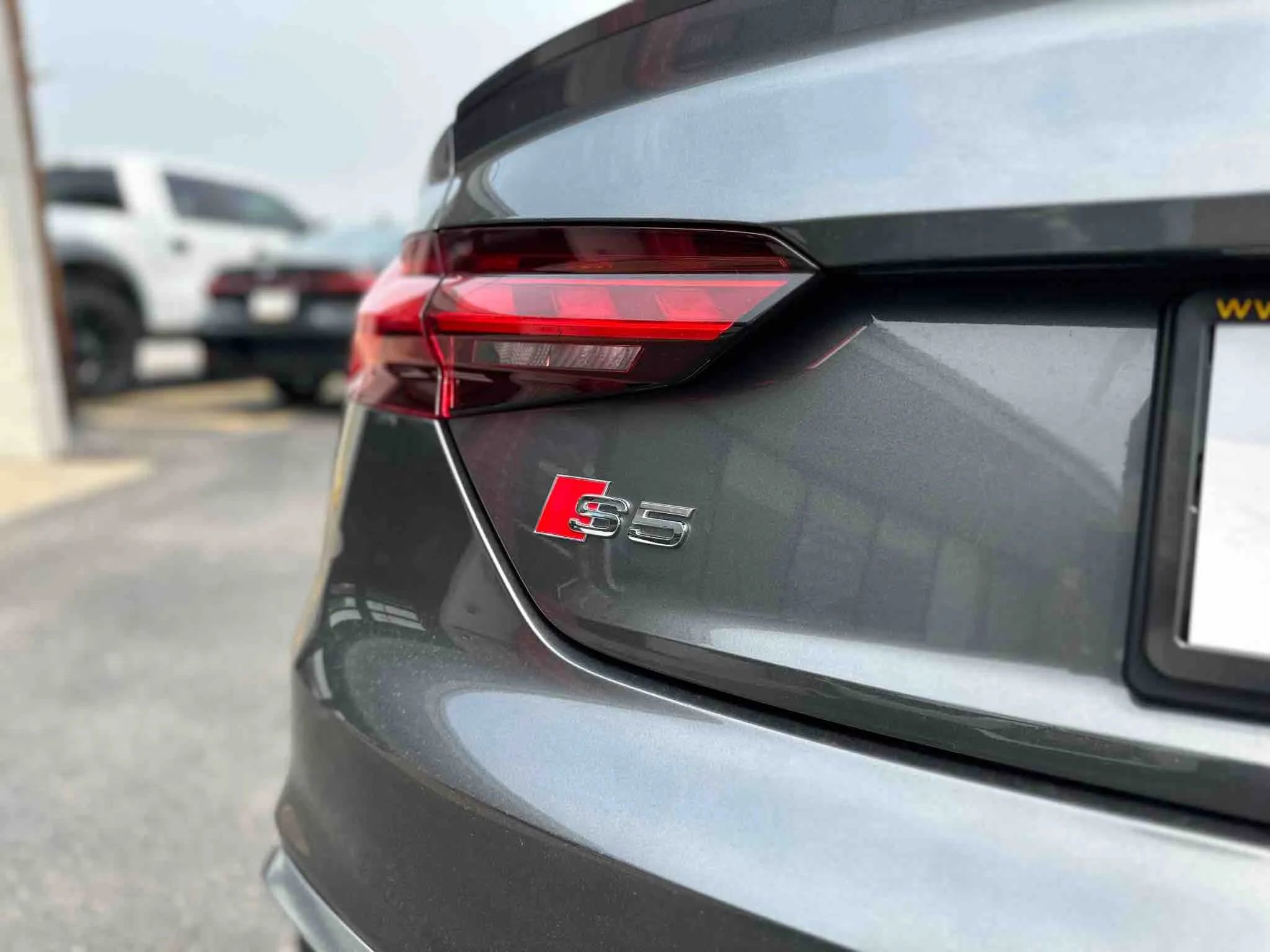 Used 2022 Audi S5 Premium Plus w/ Premium Plus image 11