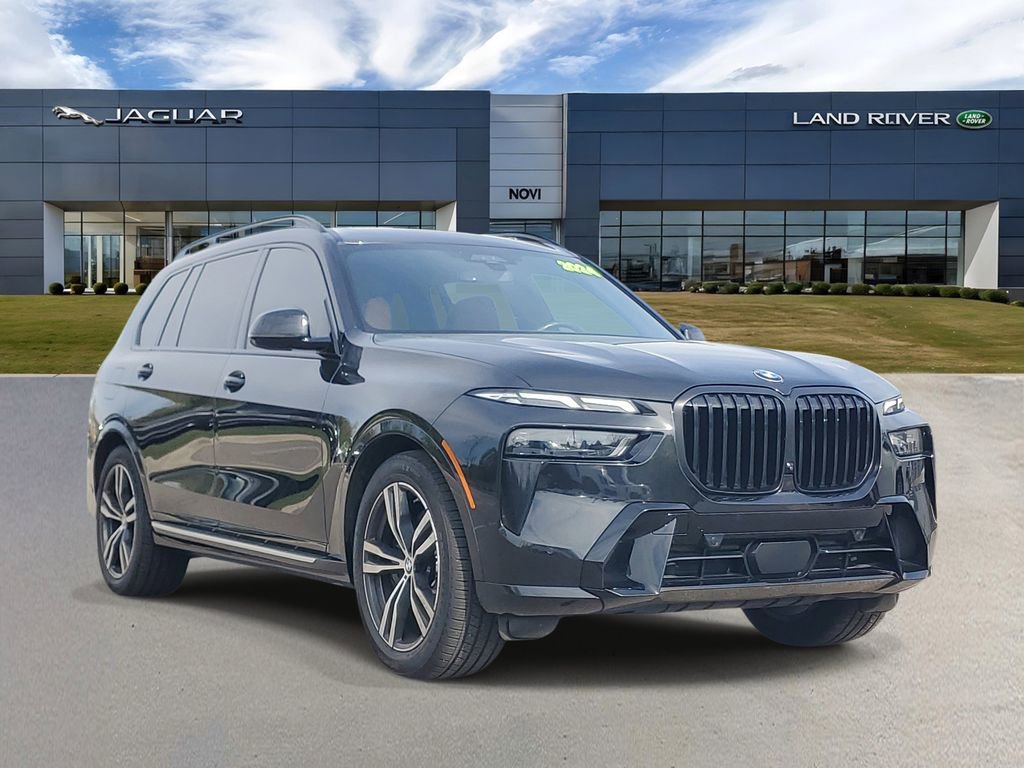 Used 2024 BMW X7 xDrive40i w/ Executive Package AWD/4WD image 2