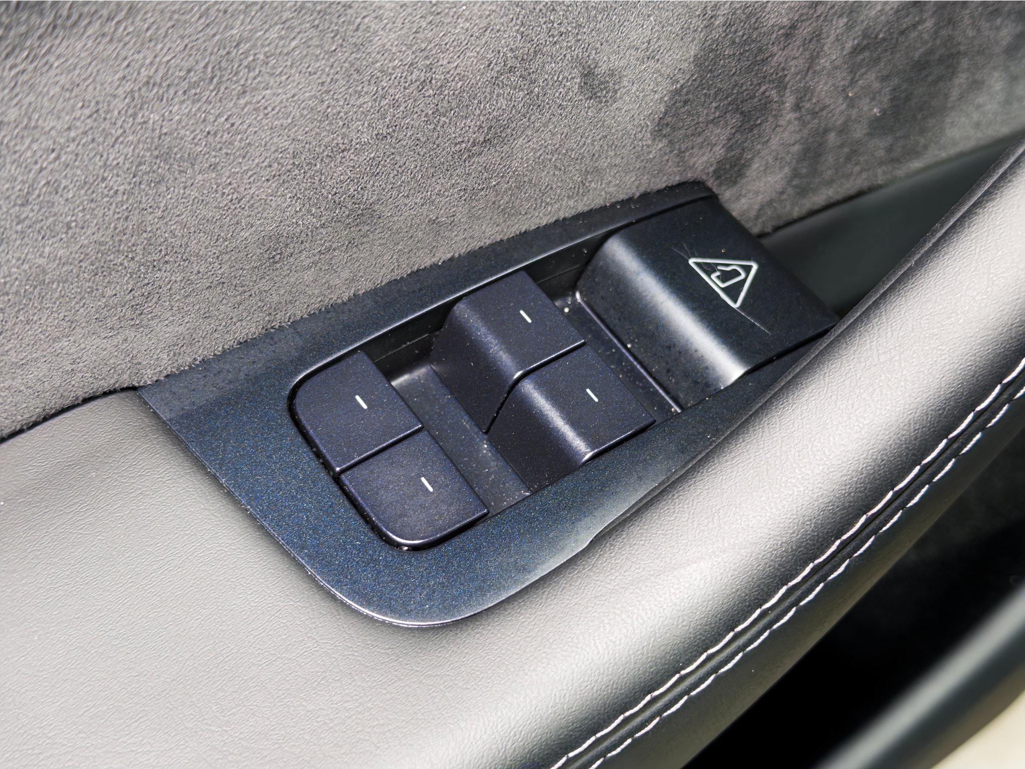 Used 2026 Tesla Model Y Long Range AWD/4WD image 8