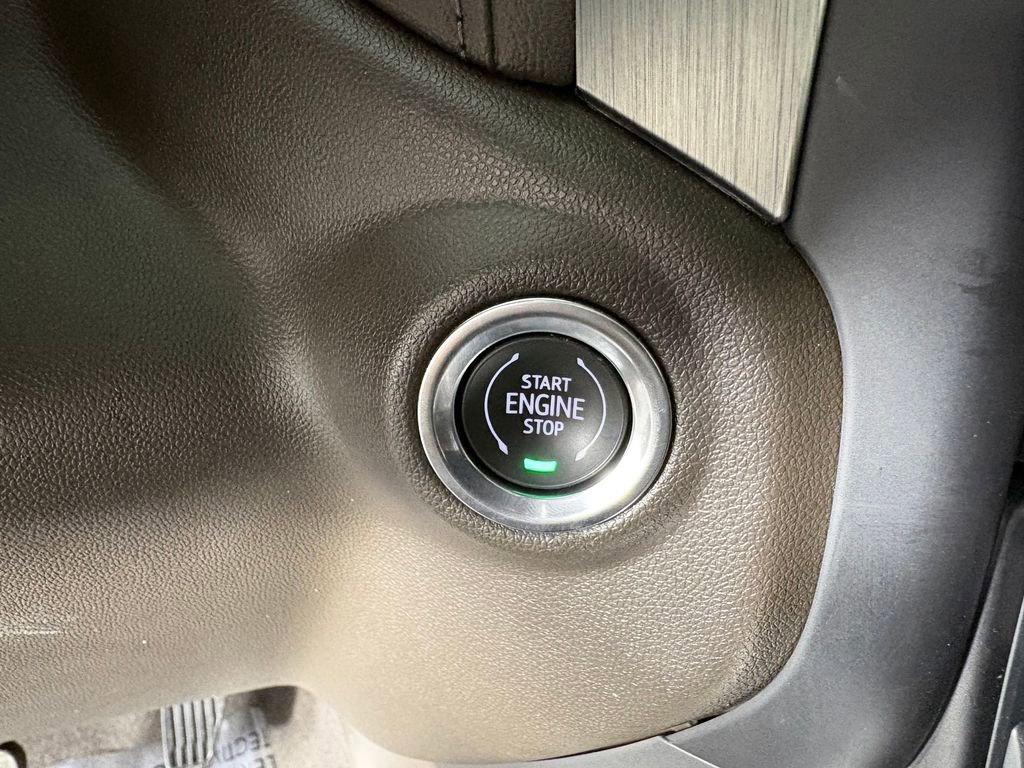 Used 2023 GMC Sierra 2500 Denali w/ Denali Ultimate Package image 22