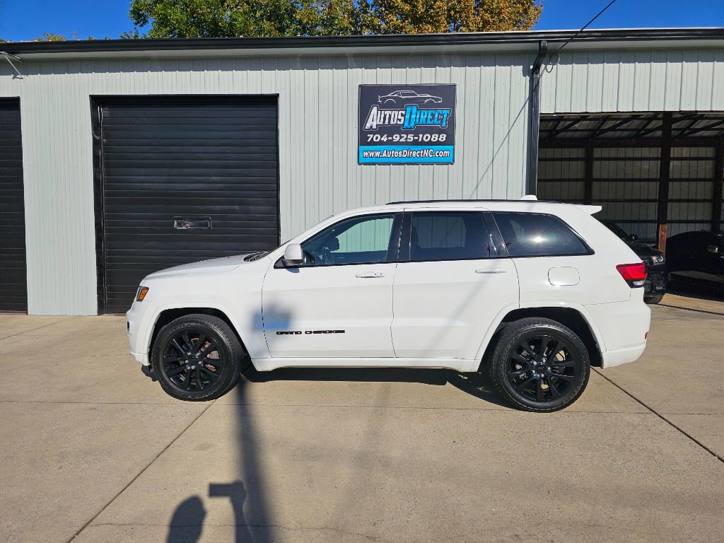 Used 2020 Jeep Grand Cherokee Altitude image 7