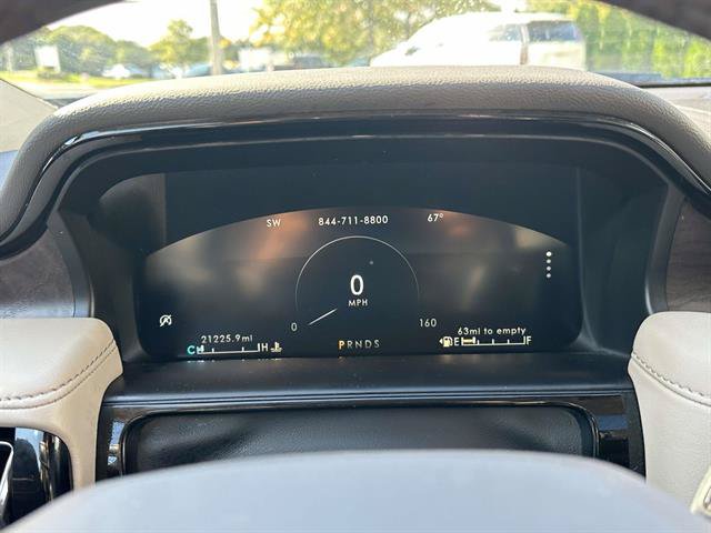Used 2022 Lincoln Nautilus Reserve AWD/4WD image 39