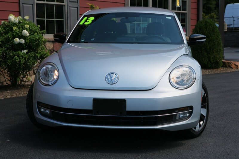 Used 2013 Volkswagen Beetle 2.0T FWD image 2