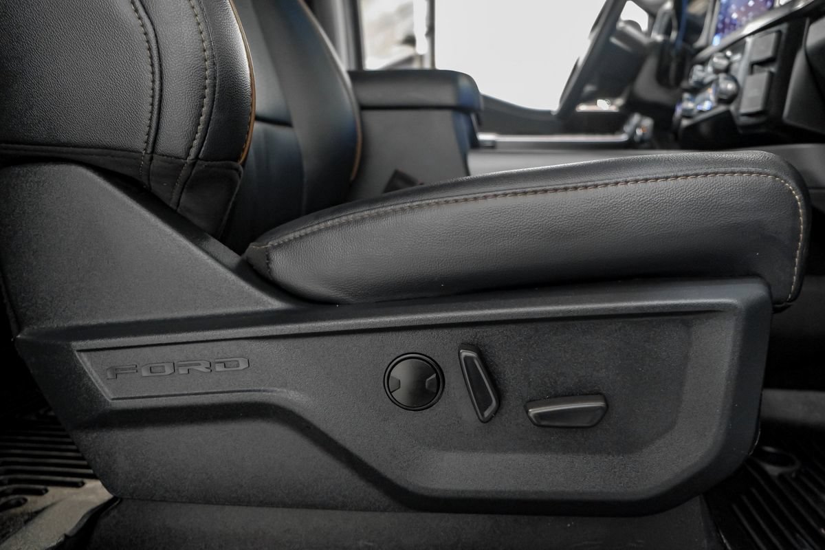 Used 2026 Ford F350 Lariat w/ FX4 Off-Road Package AWD/4WD image 35