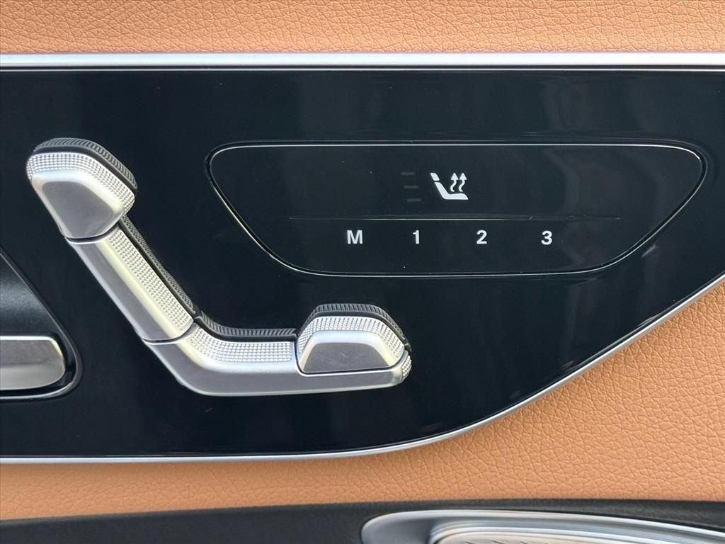 Used 2024 Mercedes-Benz CLE 300 4MATIC Coupe image 13