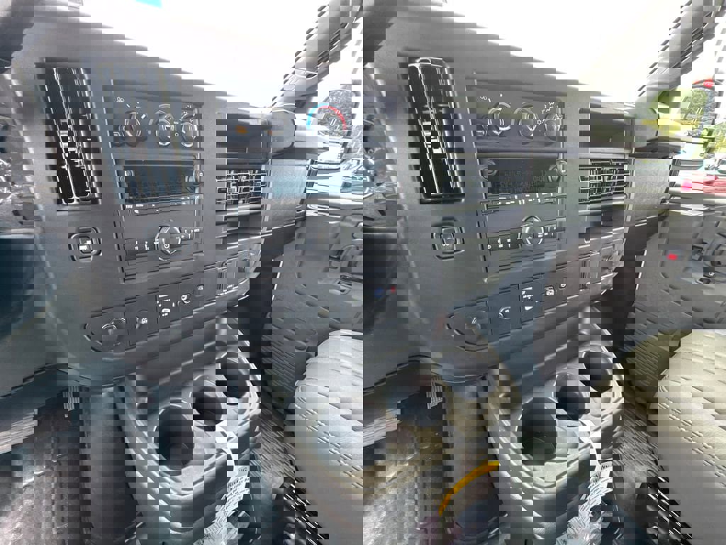 New 2025 Chevrolet Express 3500 w/ Driver Convenience Package RWD image 23