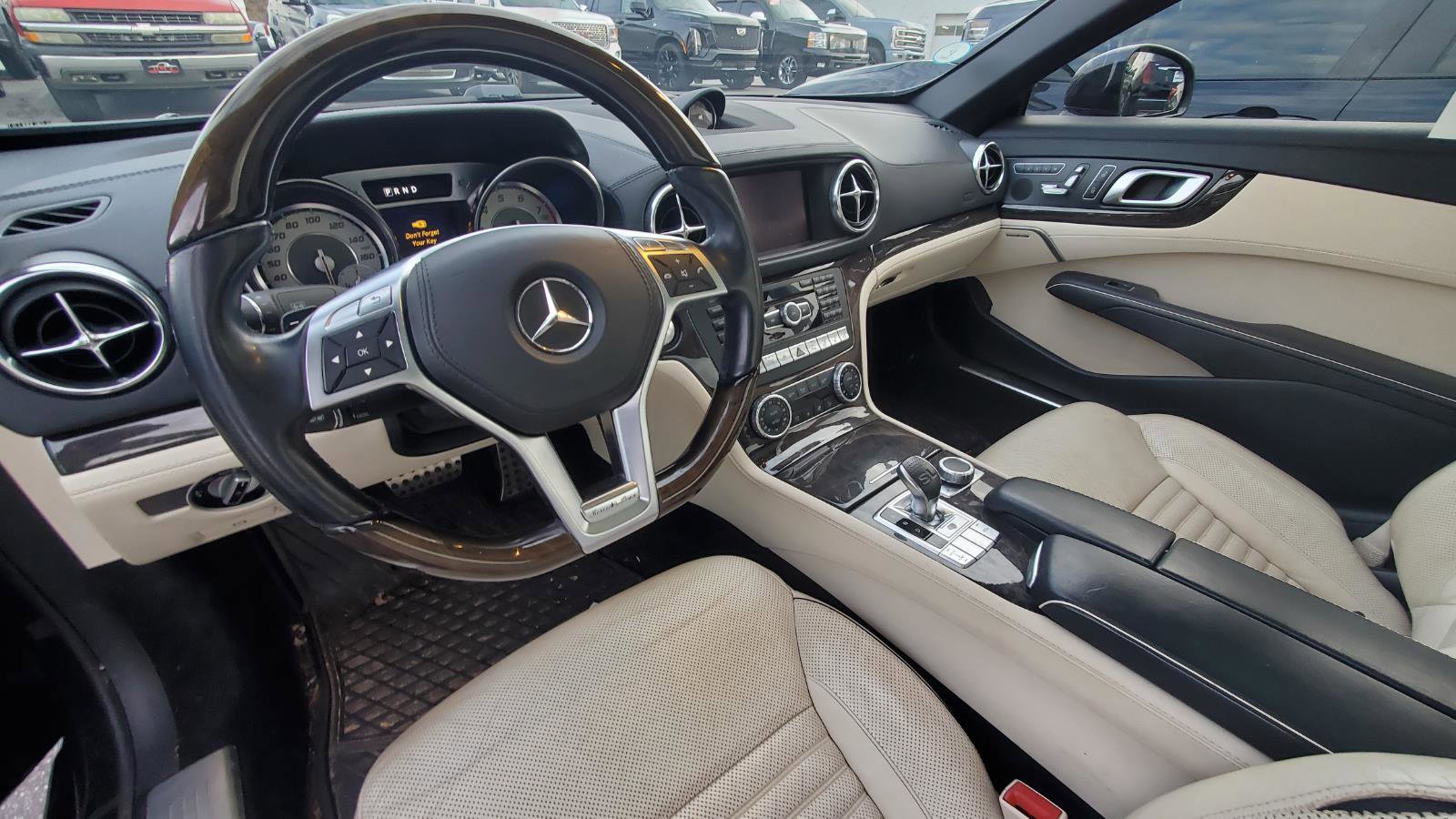 Used 2013 Mercedes-Benz SL 550 image 6