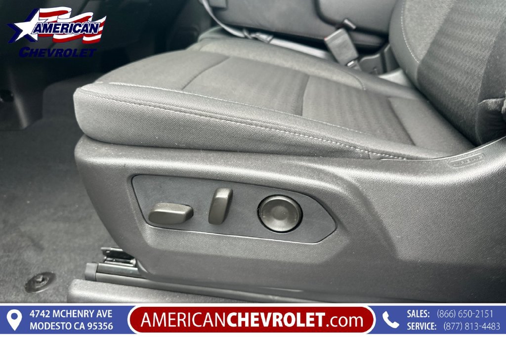 Used 2026 Chevrolet Silverado 1500 Custom w/ LPO, Dark Essentials Package RWD image 14