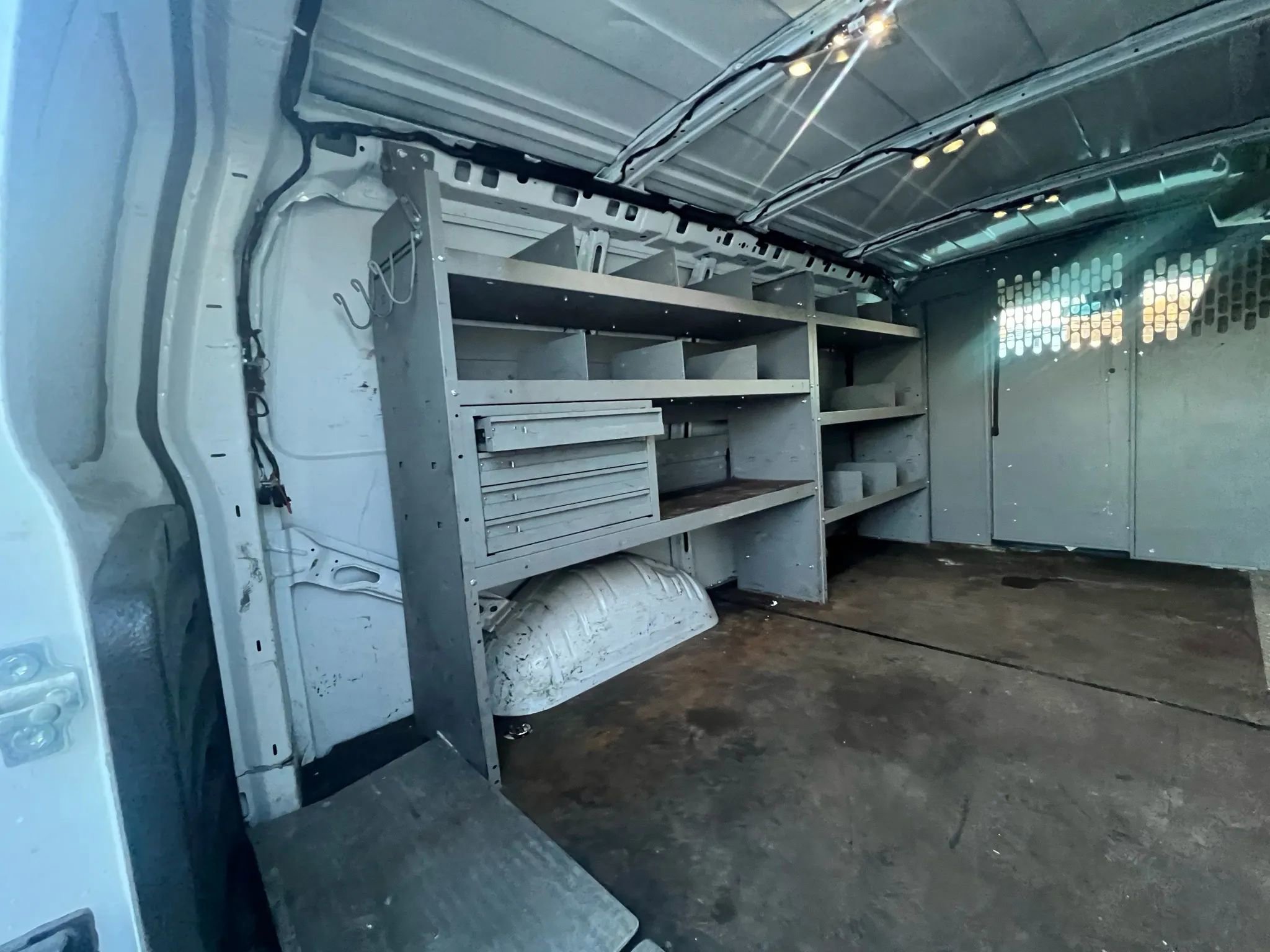 Used 2021 Chevrolet Express 3500 Regular Van 3D w/ Driver Convenience Package image 10