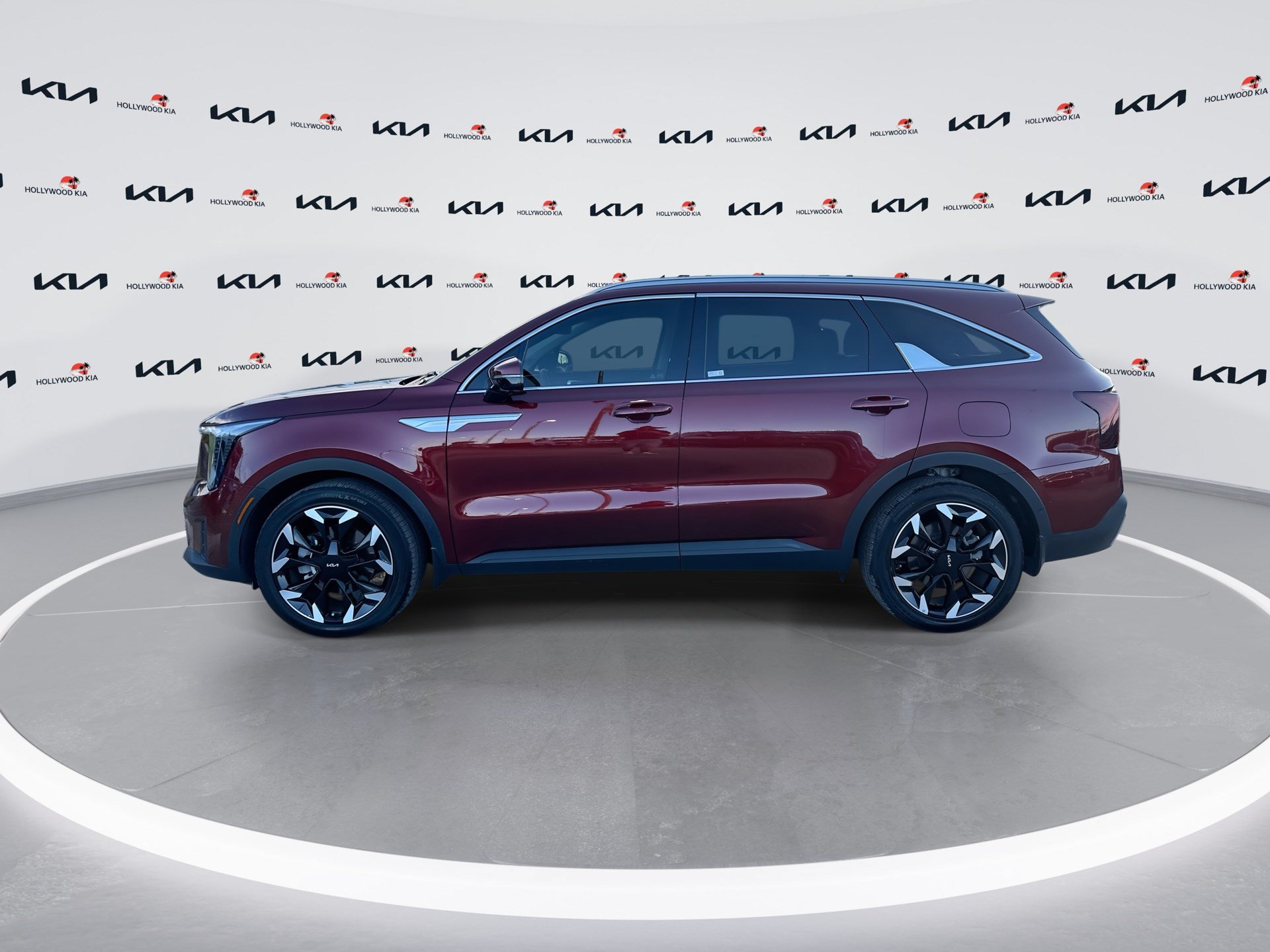 Certified 2024 Kia Sorento SX FWD image 5