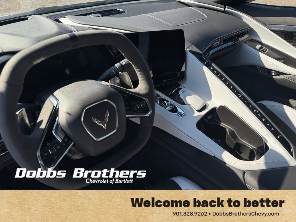 Used 2024 Chevrolet Corvette Stingray Preferred Conv image 14