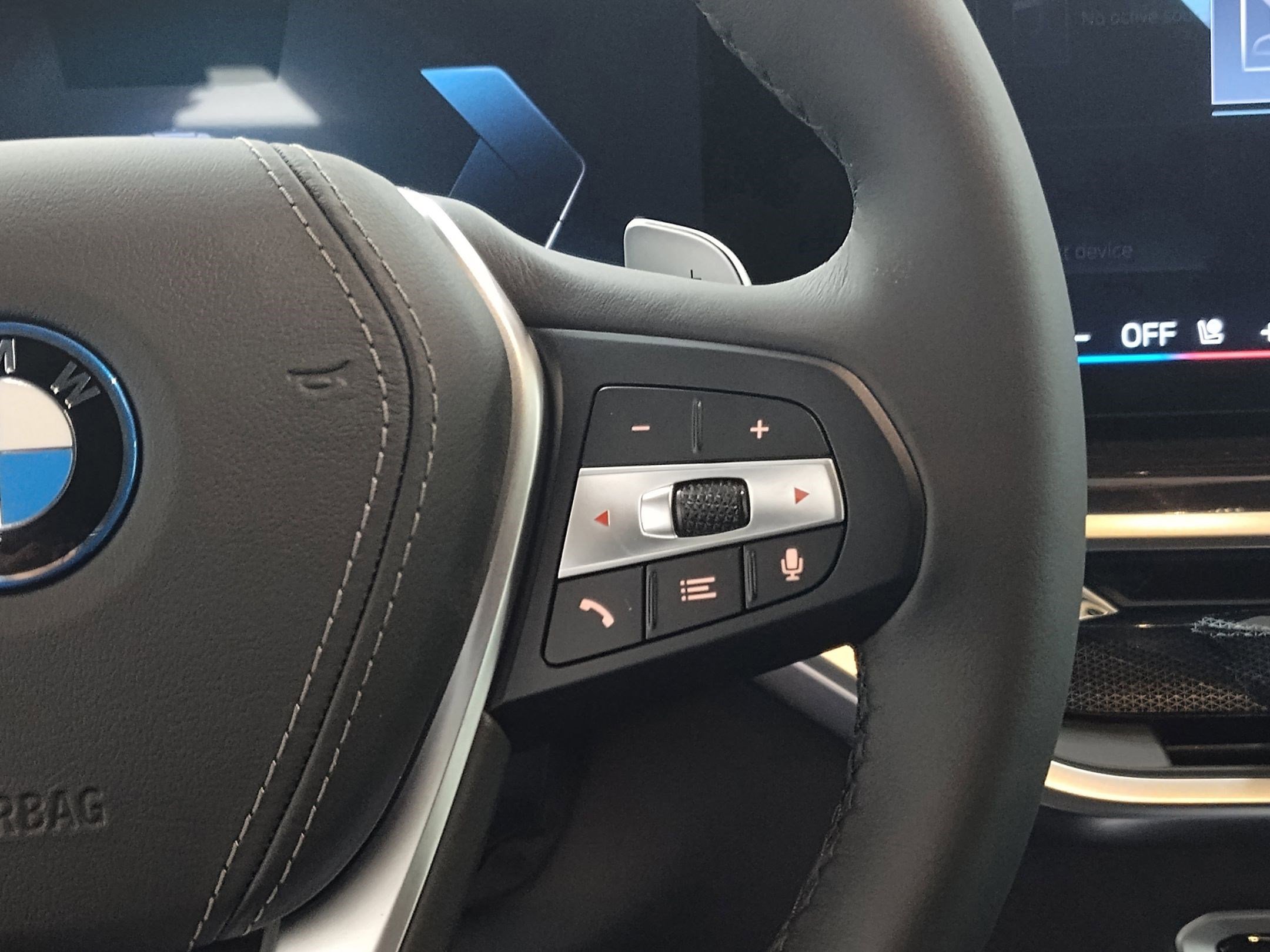 Used 2026 BMW X5 xDrive50e w/ Premium Package image 27