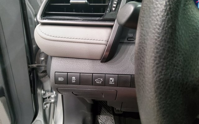 Used 2023 Toyota Camry LE image 29